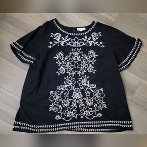 Women Charter Club 100% Cotton and Polyester Embroidery Black and White Blouse